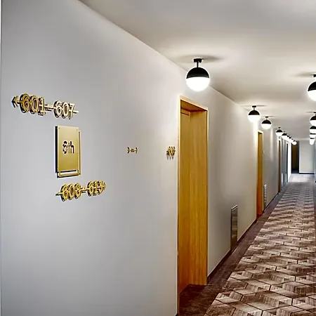 Hotel Breinoessl Innsbruck