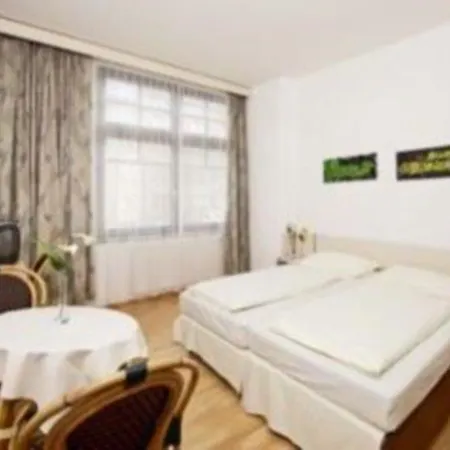 Otel Breinoessl