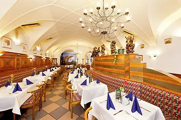 Breinoessl 3* Innsbruck