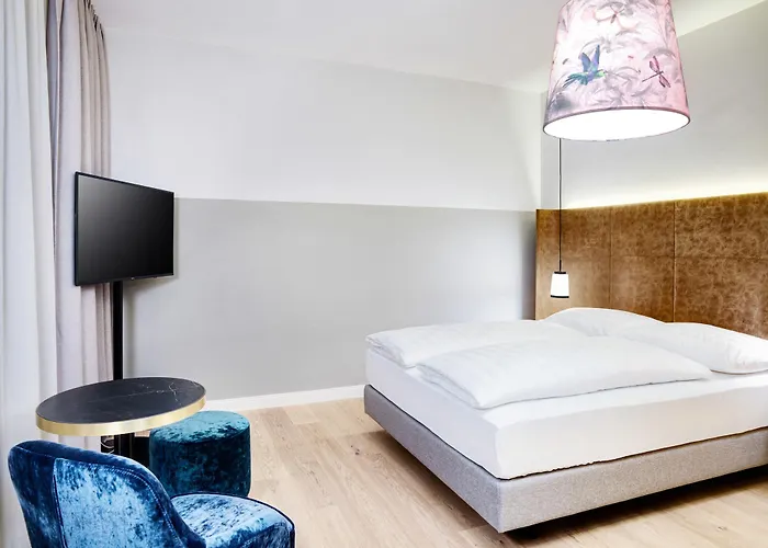 Breinoessl 酒店 3*